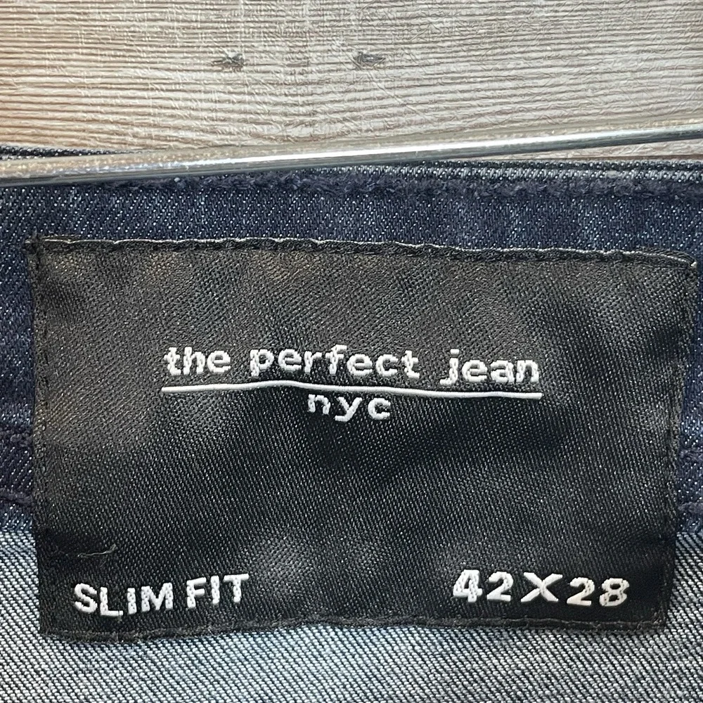 NWT NYC The Perfect Jean Mens 42x28 Jeans Slim Fit Blue Dark Wash Stretch NEW‎